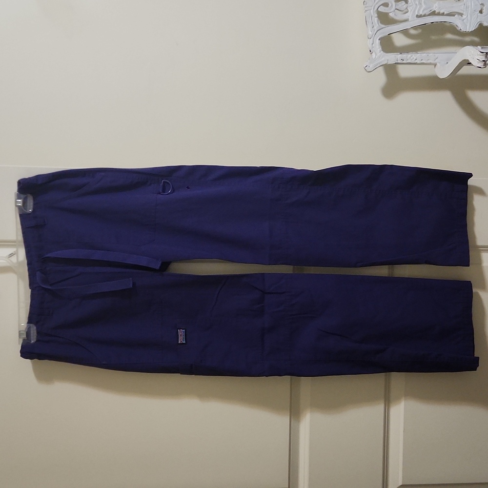 Scrub bottom